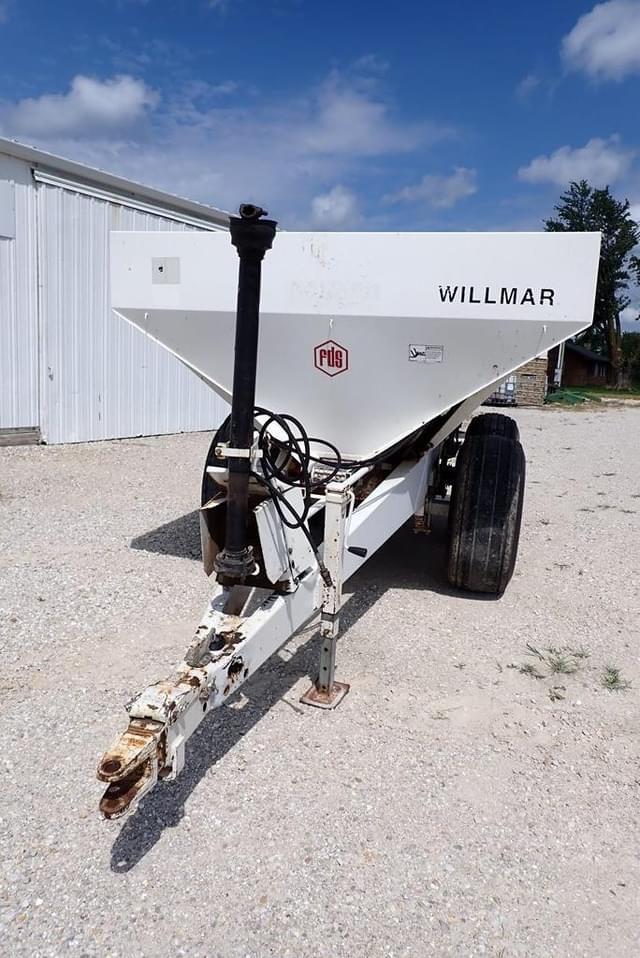 Image of Willmar S600NT equipment image 3