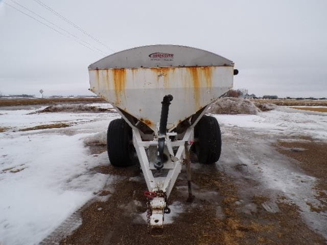 Image of Willmar Super 800 equipment image 2