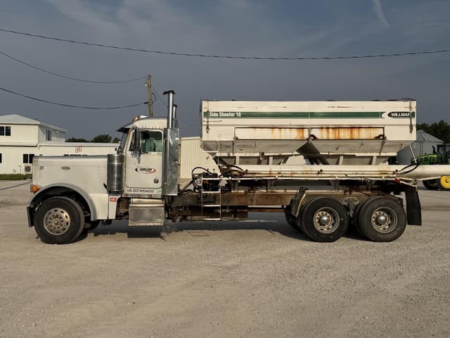 Image of Peterbilt 379 equipment image 1