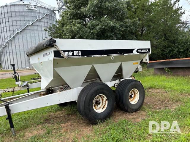 Image of Willmar Super 600 equipment image 2