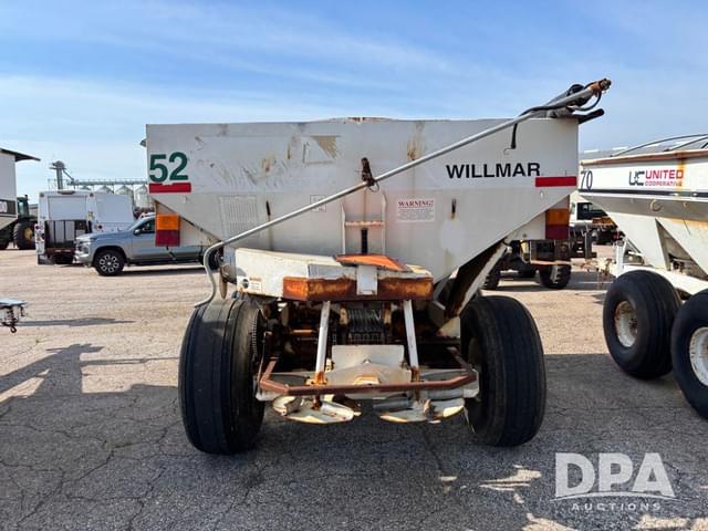 Image of Willmar Super 600 equipment image 3