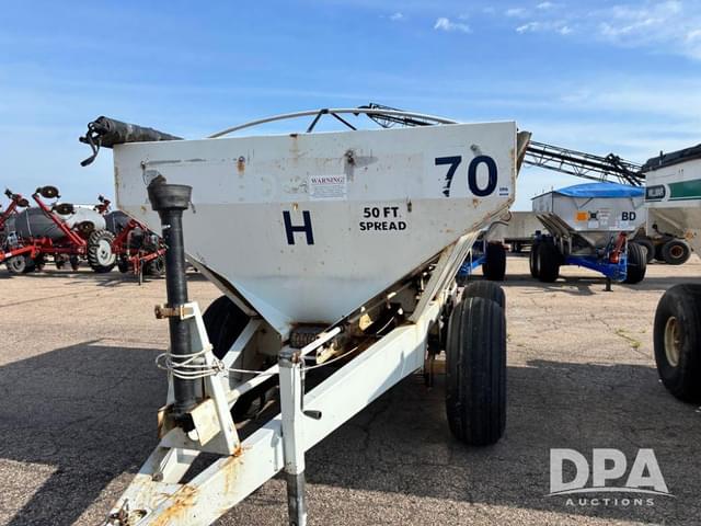 Image of Willmar 600 equipment image 1