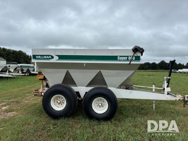 Image of Willmar Super 600 equipment image 4