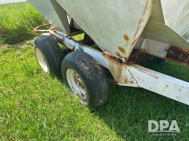 Image of Willmar Super 500 equipment image 3
