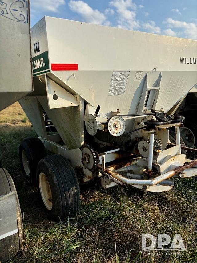 Image of Willmar Super 500 equipment image 4