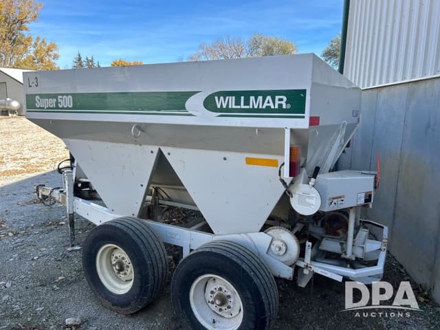 Image of Willmar Super 500 equipment image 3