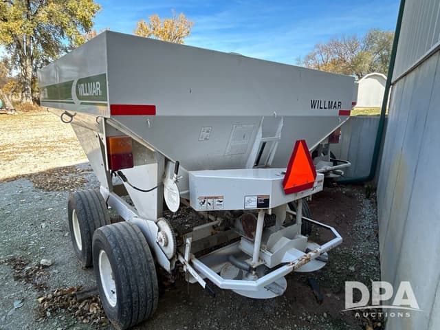 Image of Willmar Super 500 equipment image 4