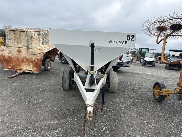 Image of Willmar Super 500 equipment image 1