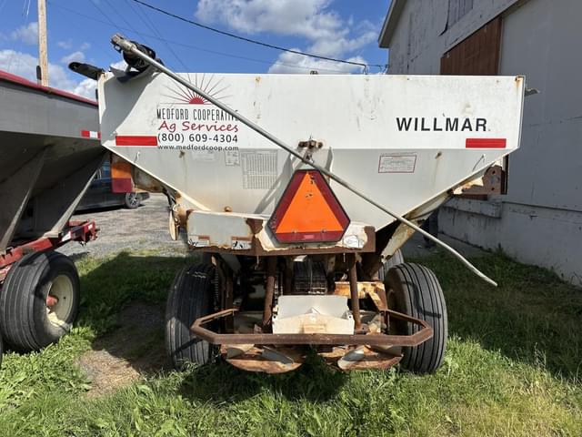 Image of Willmar Super 500 equipment image 2