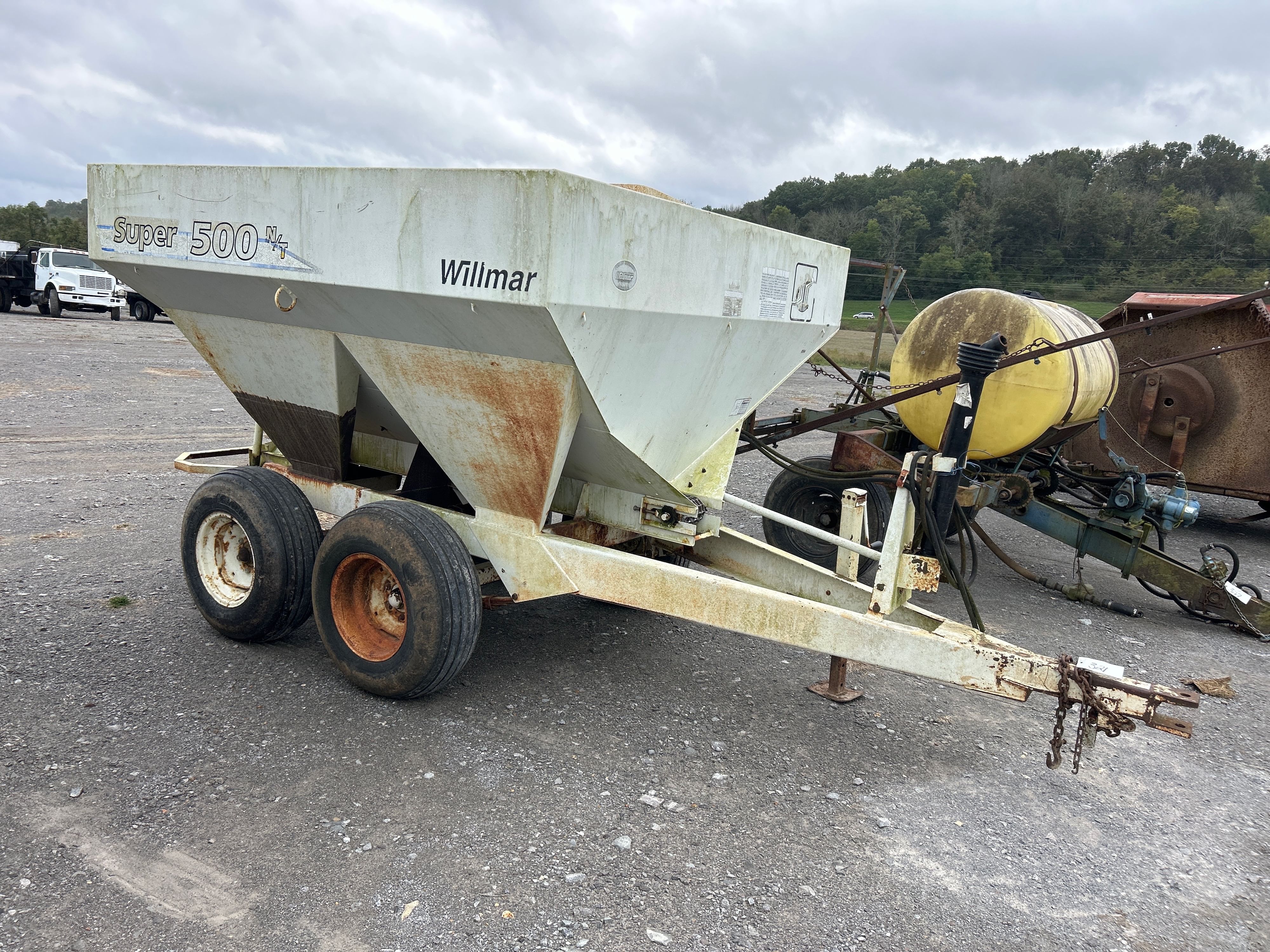 Willmar Super 500 Equipment Image0