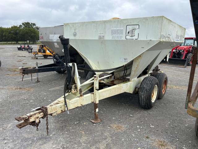 Image of Willmar Super 500 equipment image 2