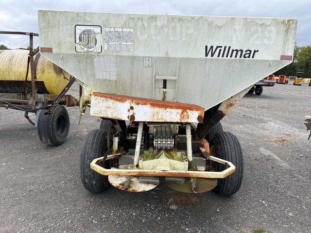Image of Willmar Super 500 equipment image 4