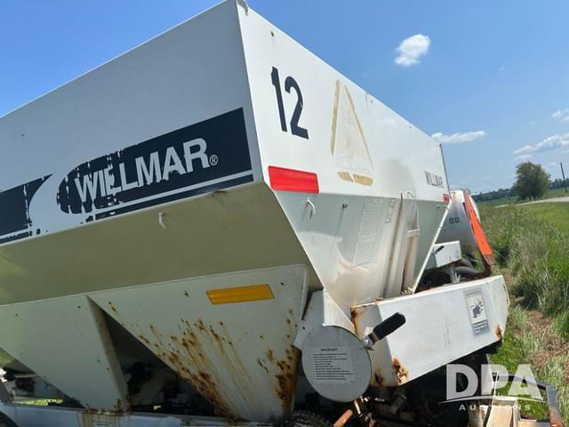 Image of Willmar Super 600 equipment image 4