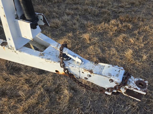 Image of Willmar Super 600 equipment image 3