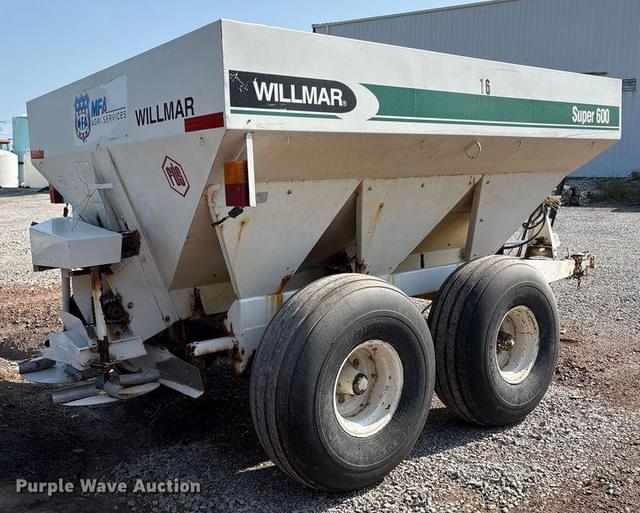 Image of Willmar Super 600 equipment image 4
