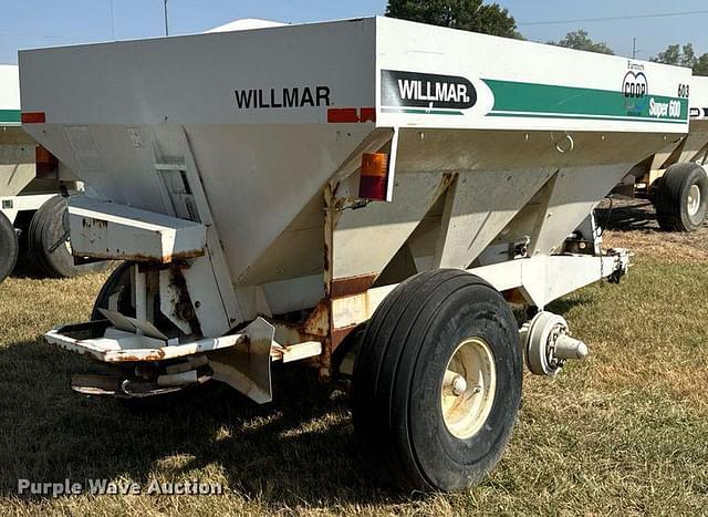 Image of Willmar Super 600 equipment image 4