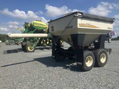 Fertilizer Applicators - Dry