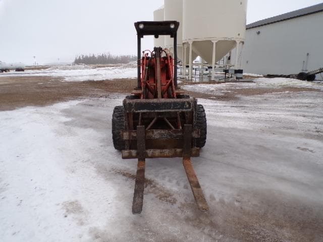 Image of Willmar Wrangler 4550 equipment image 2