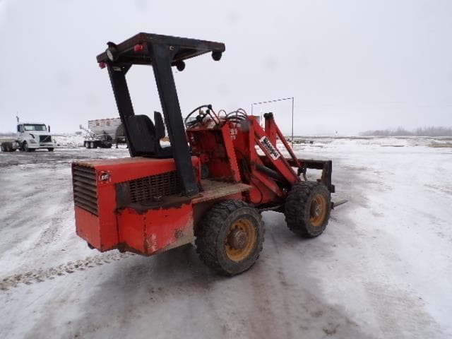 Image of Willmar Wrangler 4550 equipment image 4