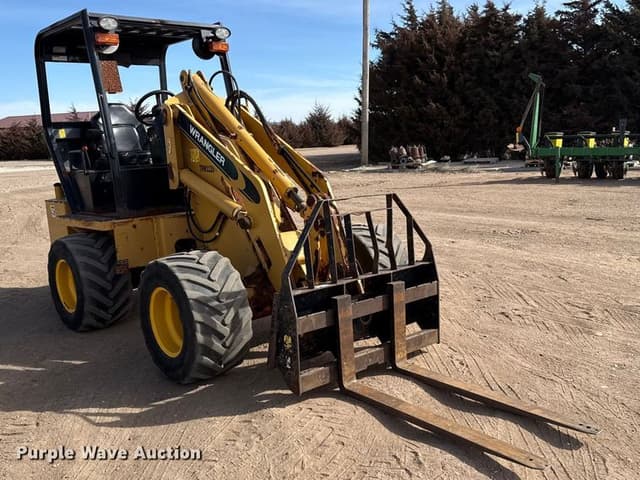 Image of Willmar Wrangler 4560 equipment image 2