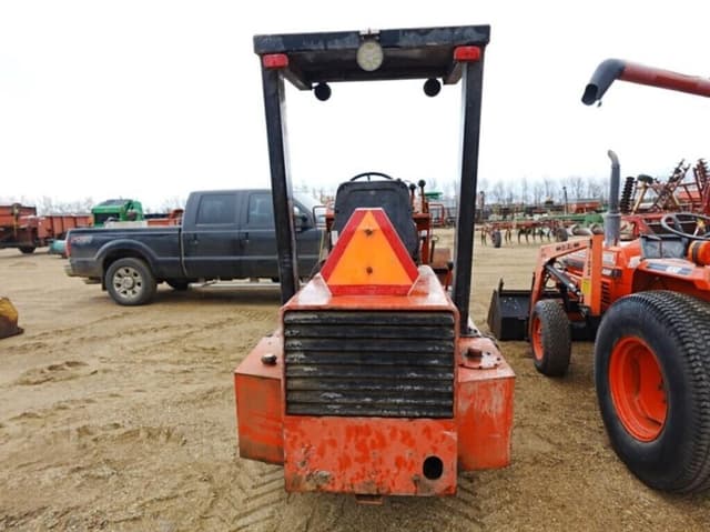 Image of Willmar Wrangler equipment image 3