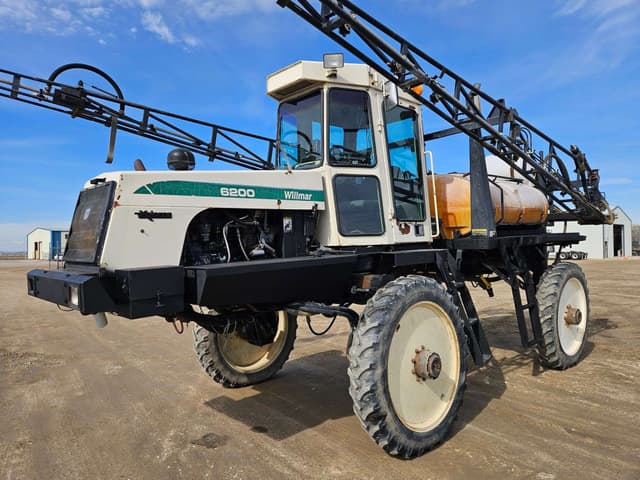 Image of Willmar 6200 equipment image 3