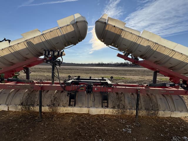 Image of Willmar 642E equipment image 1