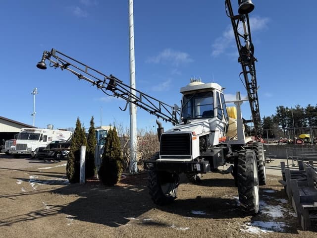 Image of Willmar 745 equipment image 1