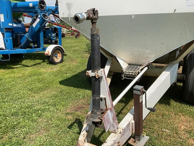 Image of Willmar 600 equipment image 4