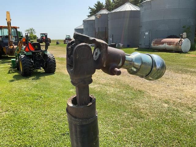 Image of Willmar 600 equipment image 3