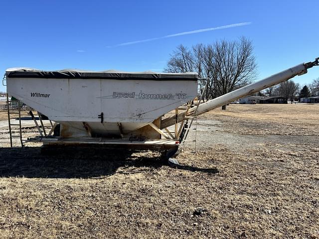 Image of Willmar Load Runner 16 equipment image 1