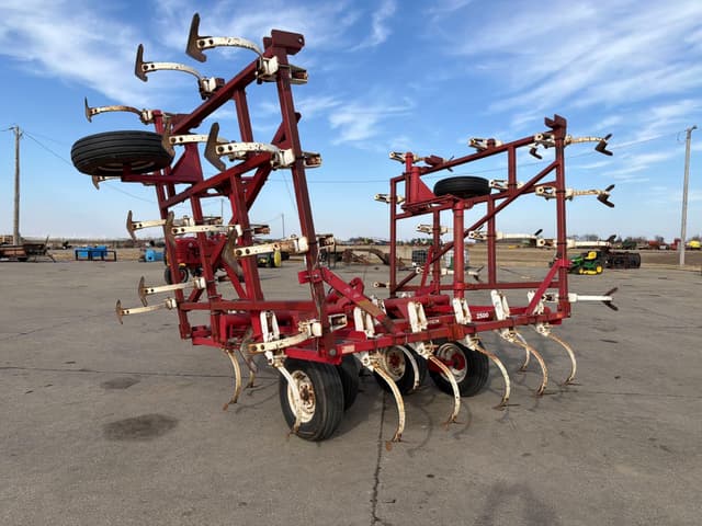 Image of Wil-Rich 2500 equipment image 3