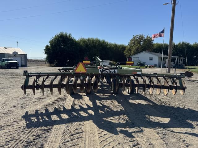 Image of Wishek 714NT equipment image 4