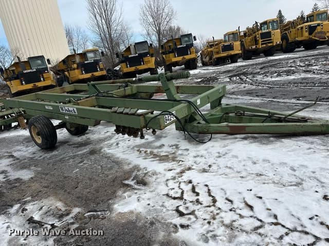 Image of Wishek 842N equipment image 3