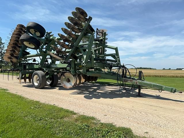 Image of Wishek 842NT equipment image 1