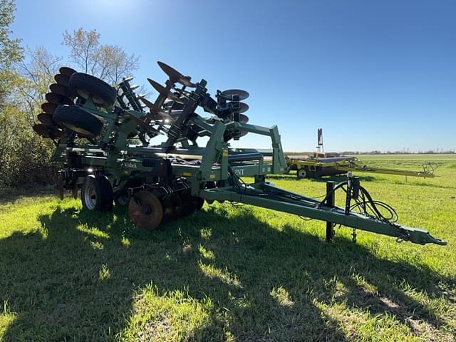 Image of Wishek 862NT equipment image 2