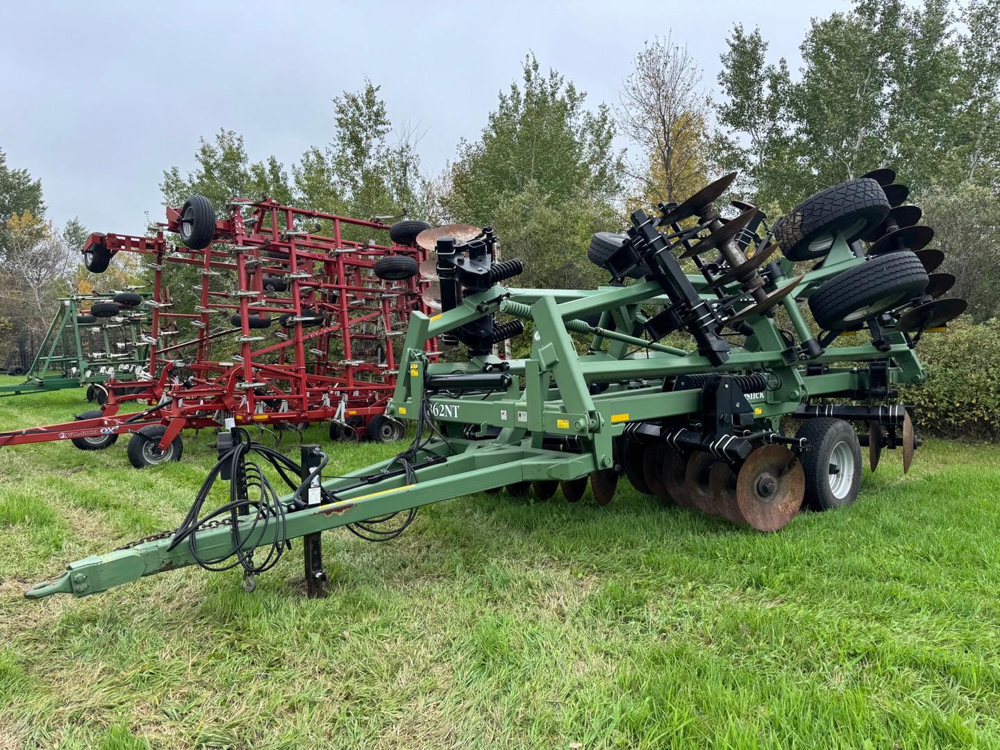 Wishek 862NT Equipment Image0