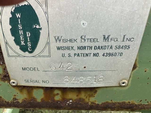 Image of Wishek 642 equipment image 1