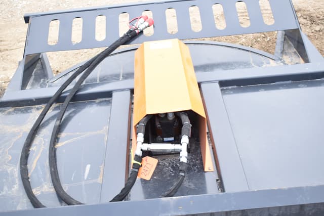 Image of Wolverine BC-13-72W equipment image 2