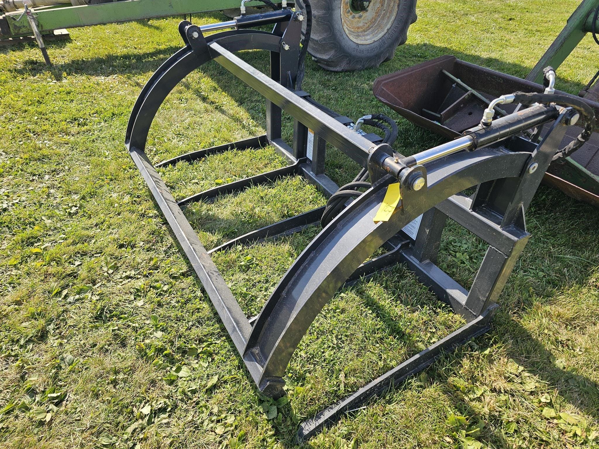 2023 Wolverine BG-13-72W Equipment Image0