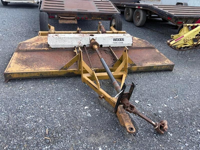 Woods 121 Equipment Image0