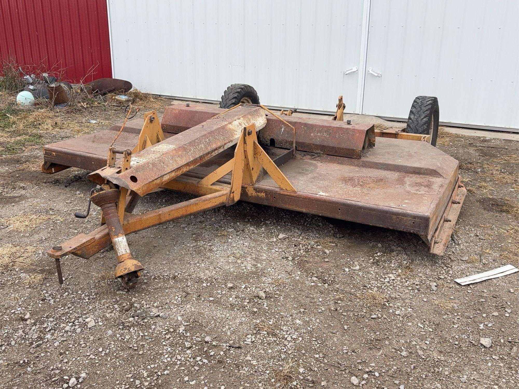 Woods 121 Equipment Image0