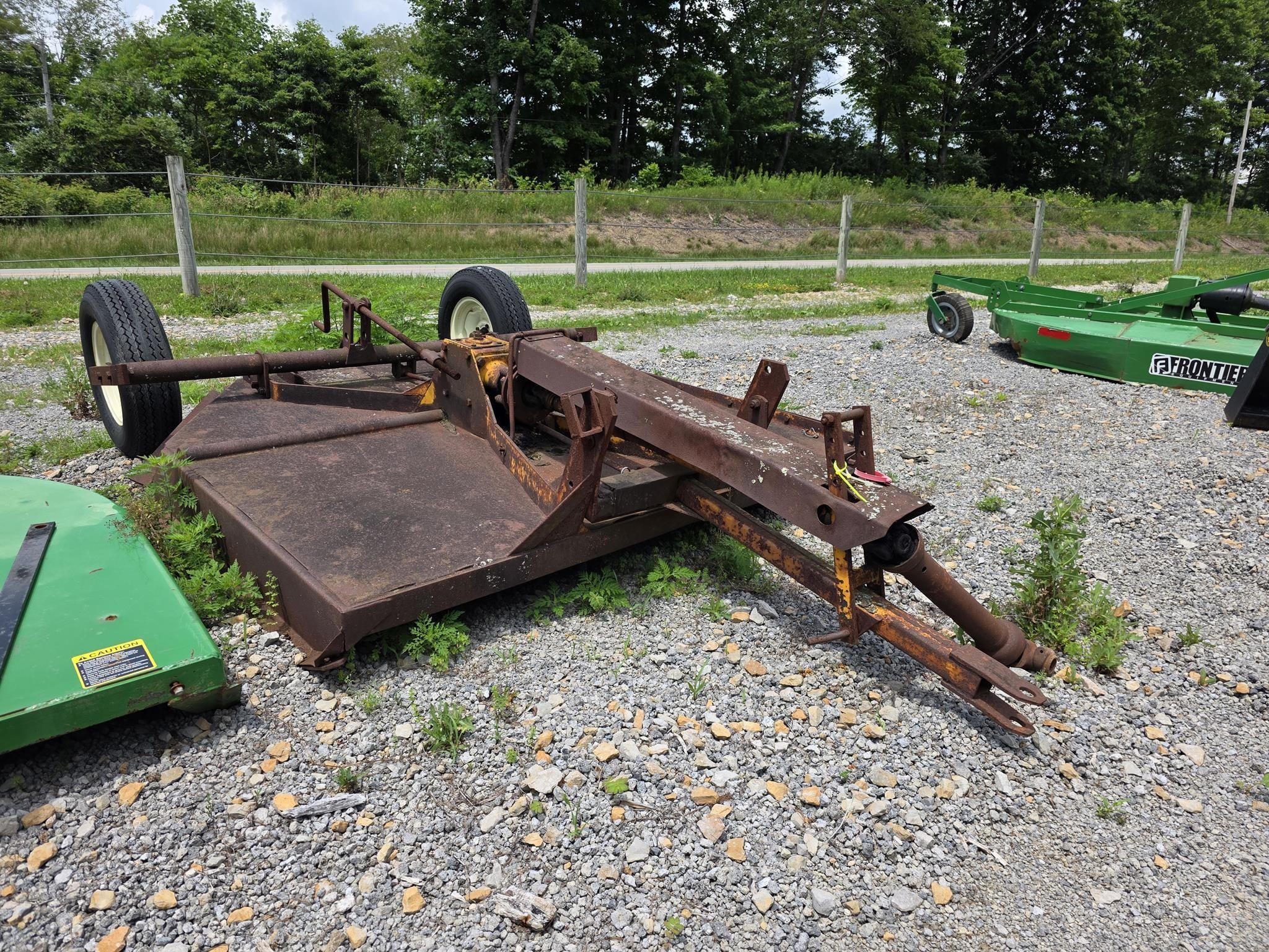 Woods 72 Equipment Image0