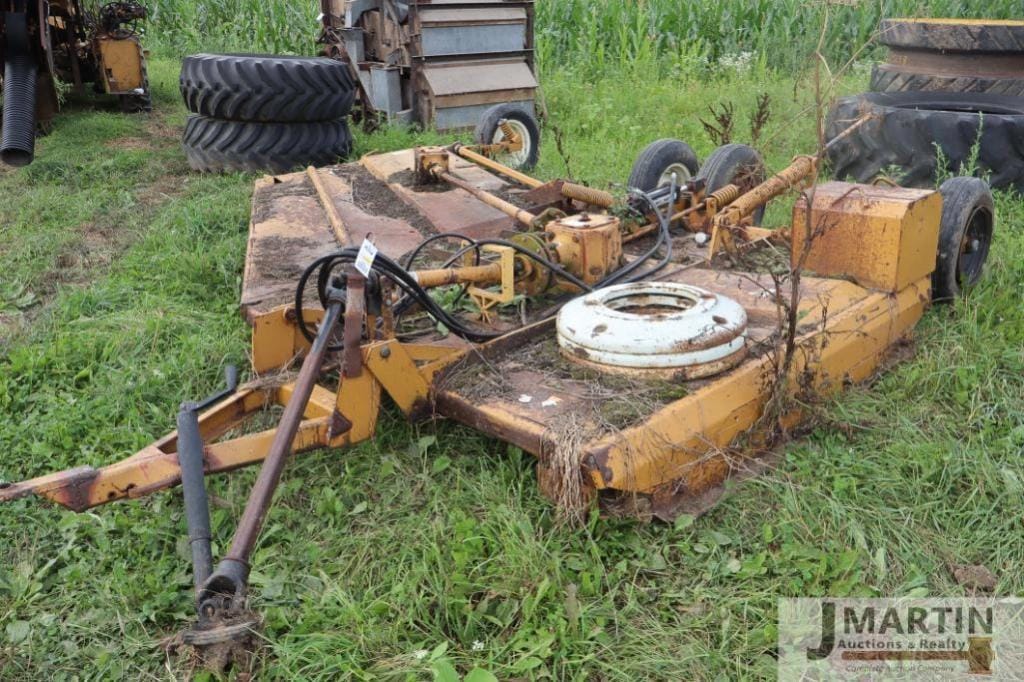 Woods 8320 Equipment Image0