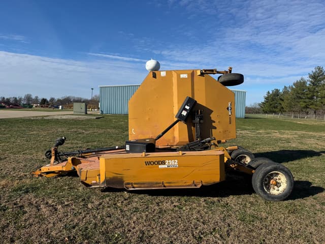 Image of Woods 3240Q equipment image 2