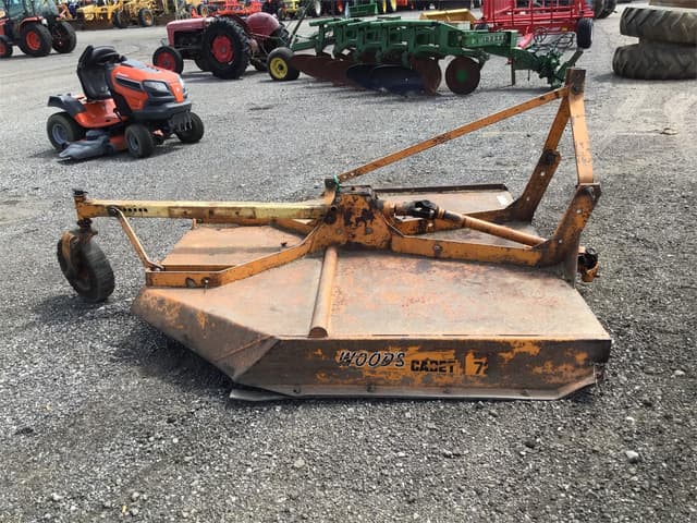 Image of Woods Cadet 72 equipment image 3