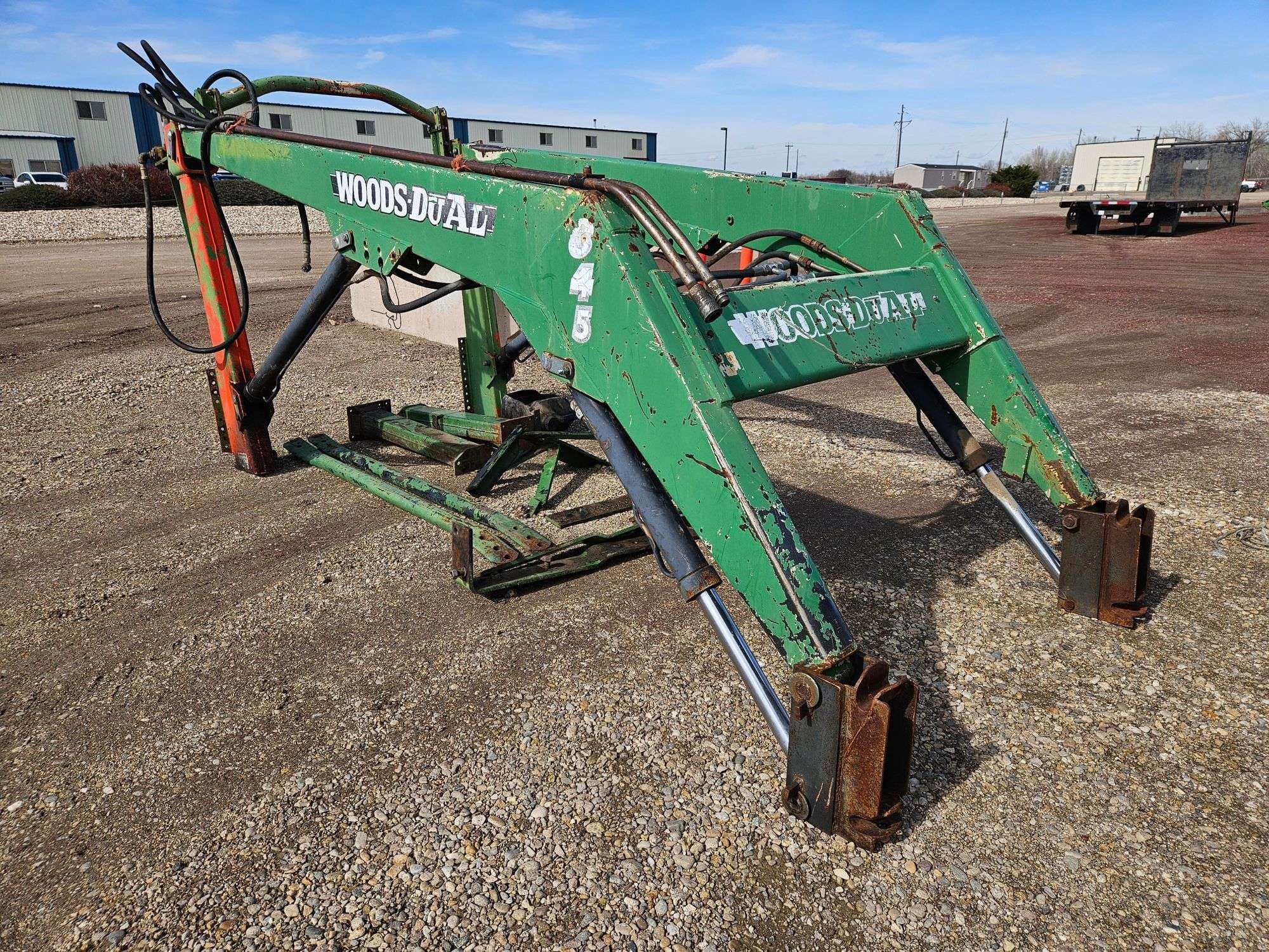 Woods Dual 340/345 Equipment Image0