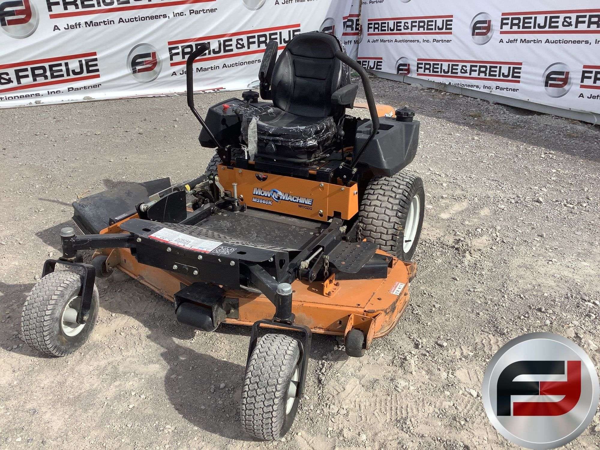 Woods M2560 Equipment Image0