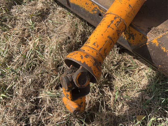 Image of Woods R105 equipment image 2