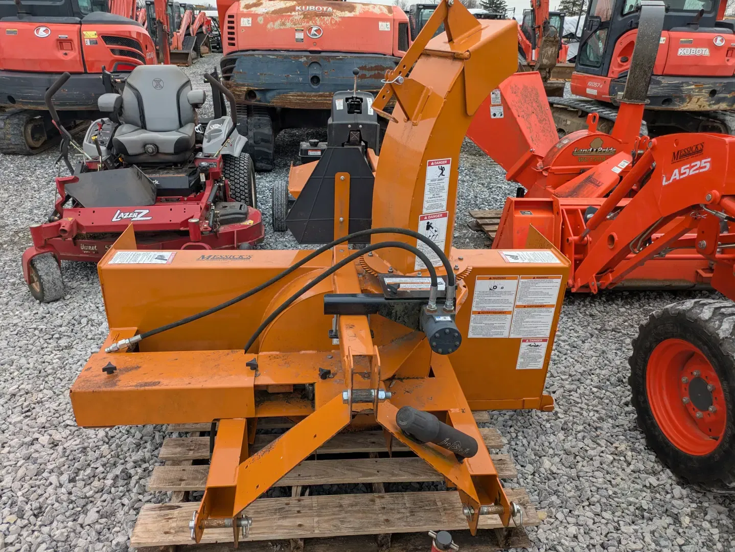 Woods SB64S Equipment Image0